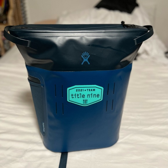 Waterproof HYDRO FLASK 20L DAY ESCAPE SOFT COOLER PACK